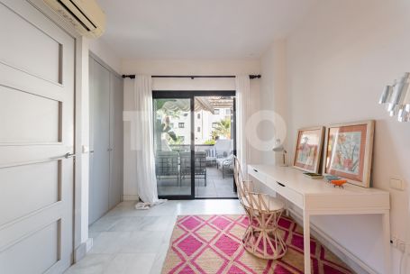 WONDERFUL APARTMENT FOR SALE IN THE EL POLO DE SOTOGRAND URBANIZATION