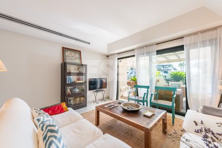 WONDERFUL APARTMENT FOR SALE IN THE EL POLO DE SOTOGRAND URBANIZATION