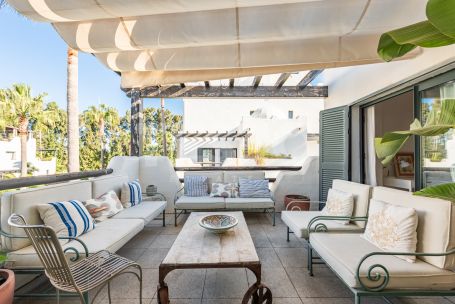 WONDERFUL APARTMENT FOR SALE IN THE EL POLO DE SOTOGRAND URBANIZATION