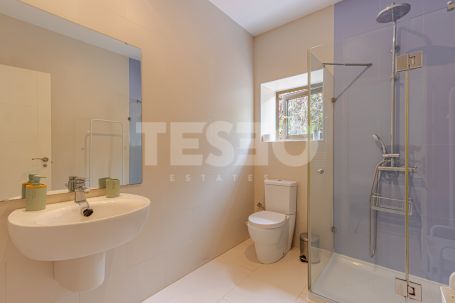 Villa à louer en Reyes y Reinas, Sotogrande Costa
