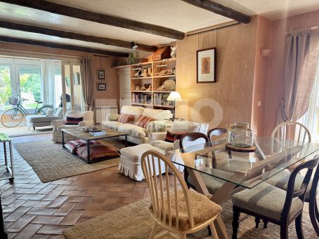 3-bedroom apartment in Tenisol, Sotogrande Alto, with garden and 24-hour security