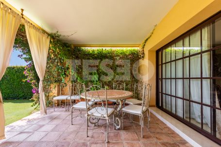 Precioso adosada de 4 dormitorios en Los Granados, Sotogrande Costa