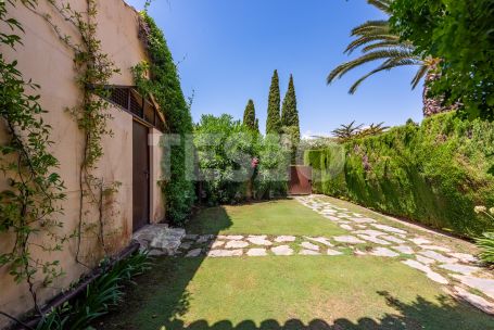 Precioso adosada de 4 dormitorios en Los Granados, Sotogrande Costa