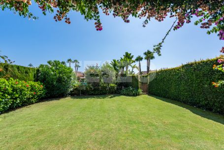 Precioso adosada de 4 dormitorios en Los Granados, Sotogrande Costa