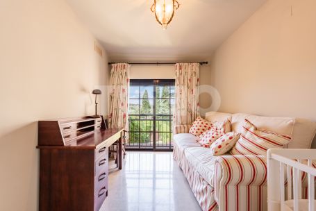 Precioso adosada de 4 dormitorios en Los Granados, Sotogrande Costa