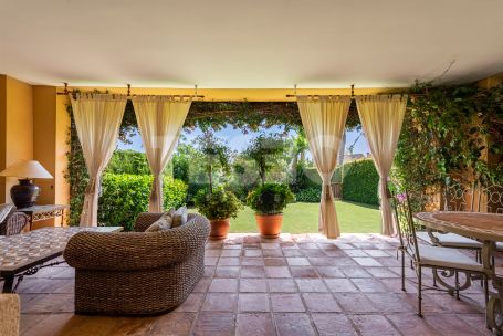 Precioso adosada de 4 dormitorios en Los Granados, Sotogrande Costa
