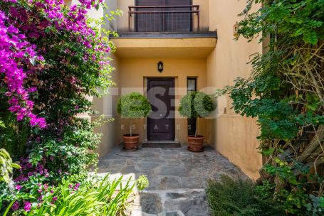 Precioso adosada de 4 dormitorios en Los Granados, Sotogrande Costa