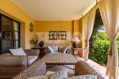 Precioso adosada de 4 dormitorios en Los Granados, Sotogrande Costa