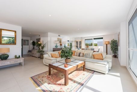 APARTMENT OF 5 DORMITORS IN SENDA CHICA, SOTOGRANDE