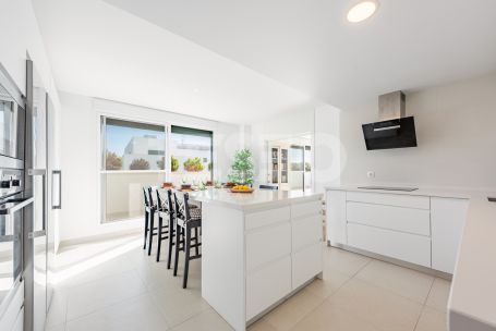 APARTMENT OF 5 DORMITORS IN SENDA CHICA, SOTOGRANDE