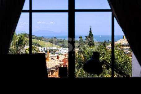 Bonita Casa adosada con vistas al Mar y a Gibraltar en La Alcaidesa
