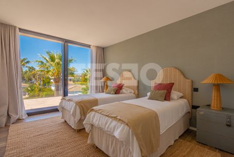 Villa KOA: Neues Projekt, kürzlich in Sotogrande Costa erbaut