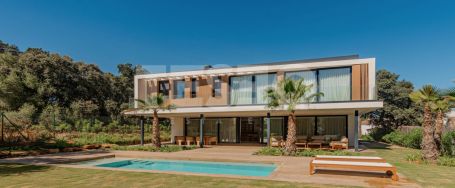 Villa KOA: Contemporary Villa recently built in Sotogrande Costa