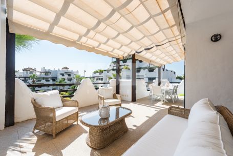 APARTMENT IN THE SOTOGRANDE POLE
