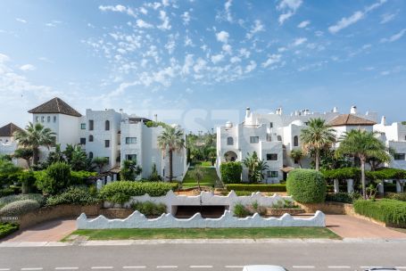 Beautiful 3 bedroom apartment in El Polo de Sotogrande, Sotogrande Costa