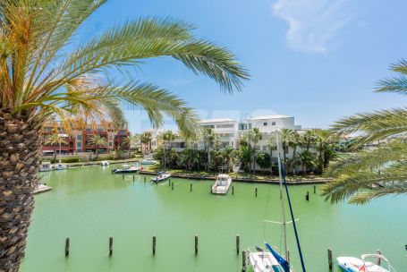 Wohnung zu verkaufen in Isla Carey, Marina de Sotogrande