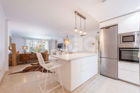 Wohnung zu verkaufen in Isla Carey, Marina de Sotogrande