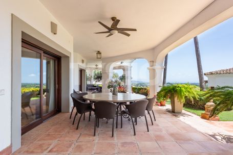 Stunning villa with Incredible views in Sotogrande Alto.