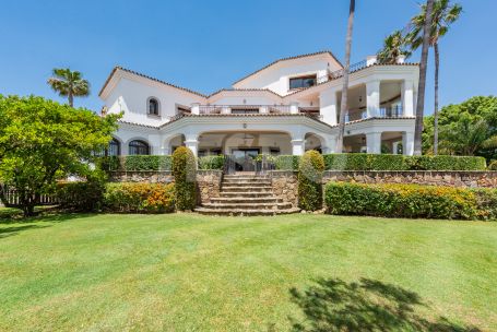 Stunning villa with Incredible views in Sotogrande Alto.