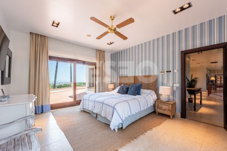 Stunning villa with Incredible views in Sotogrande Alto.