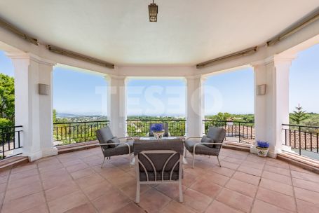 Stunning villa with Incredible views in Sotogrande Alto.