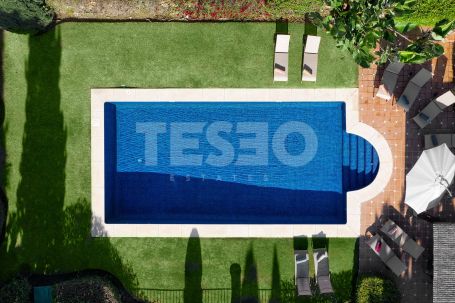 Exclusiva villa de lujo con vistas panorámicas en Estepona Golf