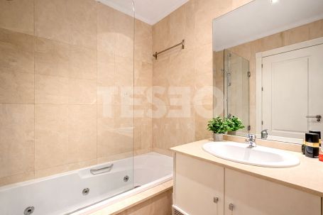 Exklusive 2-Zimmer-Wohnung in Ribera del Paraíso, Sotogrande Marina