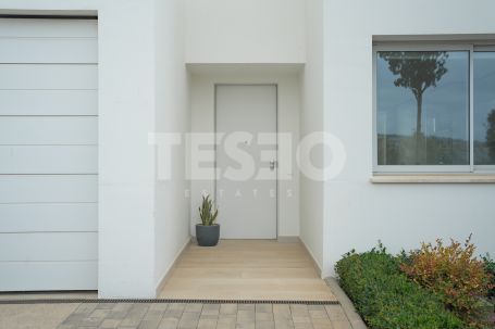 La Finca : Maison jumelée exclusive de nouvelle construction en première ligne de golf à La Reserva de Sotogrande