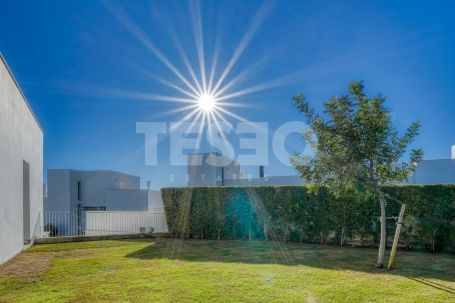 La Finca : Maison jumelée exclusive de nouvelle construction en première ligne de golf à La Reserva de Sotogrande