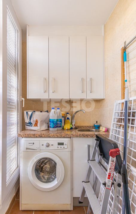 Exclusivo apartamento de 2 dormitorios con piscina privada en Jungla del Loro, Marina de Sotogrande