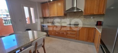 Penthouse duplex de luxe exclusif à Ribera del Obispo, Marina de Sotogrande