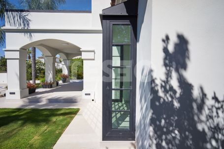 Preciosa Villa Reformada en la Zona B, Sotogrande Costa