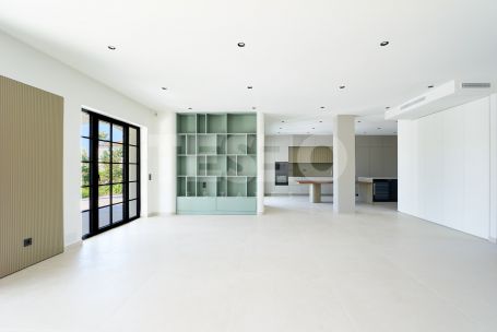 Preciosa Villa Reformada en la Zona B, Sotogrande Costa