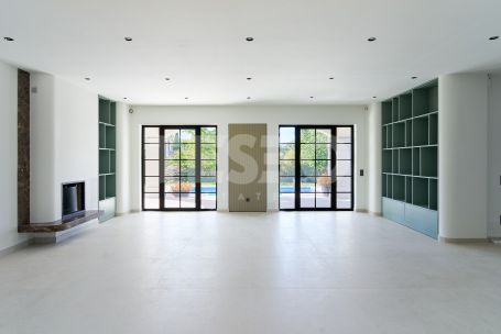 Preciosa Villa Reformada en la Zona B, Sotogrande Costa