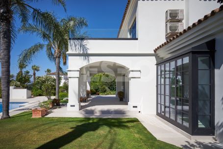 Preciosa Villa Reformada en la Zona B, Sotogrande Costa