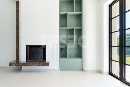 Preciosa Villa Reformada en la Zona B, Sotogrande Costa