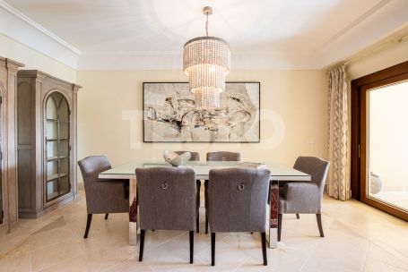 Spaciousness and Privacy in this apartment in the exclusive Valgrande Urbanization