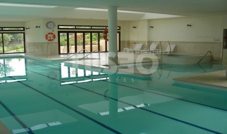 Spaciousness and Privacy in this apartment in the exclusive Valgrande Urbanization