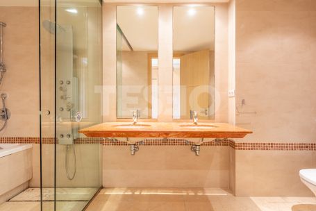 Wonderful apartment with amazing views in Ribera del Marlin.