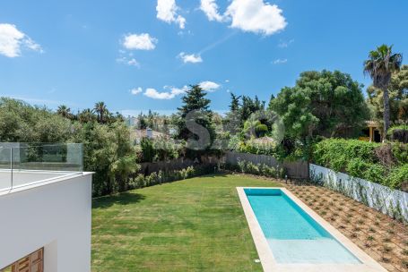PROYECTO DE VILLA MODERNA EN LA ZONA B