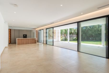 PROYECTO DE VILLA MODERNA EN LA ZONA B