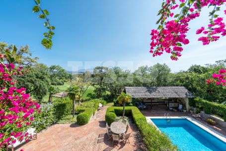 Elegant Villa in Kings &amp; Queens, overlooking the iconic 7th hole of the Royal Golf Course of Sotogrande