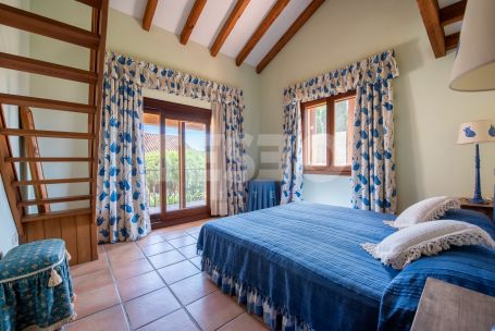 Elegant Villa in Kings &amp; Queens, overlooking the iconic 7th hole of the Royal Golf Course of Sotogrande