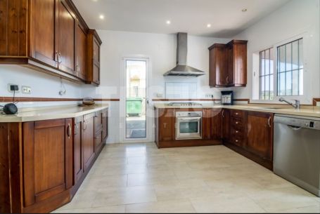 Villa in Zona F, Sotogrande, Cadiz