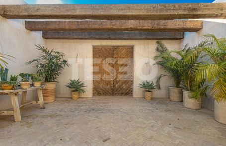 Villa exclusive dans l’un des meilleurs quartiers de Reyes y Reinas, Sotogrande Costa