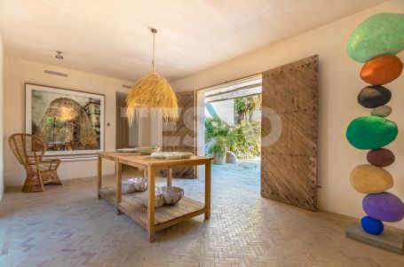Villa exclusive dans l’un des meilleurs quartiers de Reyes y Reinas, Sotogrande Costa