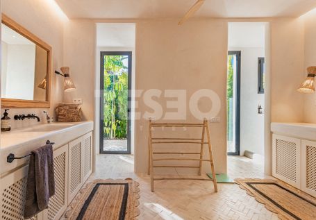 Villa exclusive dans l’un des meilleurs quartiers de Reyes y Reinas, Sotogrande Costa