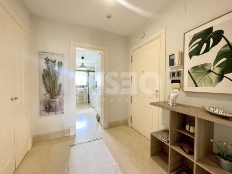 Modern two-bedroom apartment in Jungla del Loro for sale