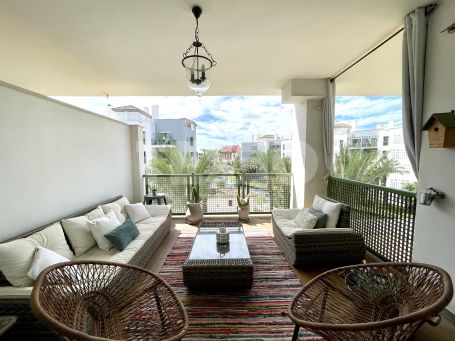 Modern two-bedroom apartment in Jungla del Loro for sale