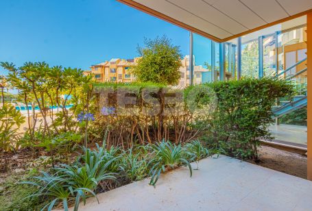 Impressive 2-Bedroom Ground Floor Apartment with SOUTH Orientation in the exclusive Ribera del Marlín, Sotogrande.